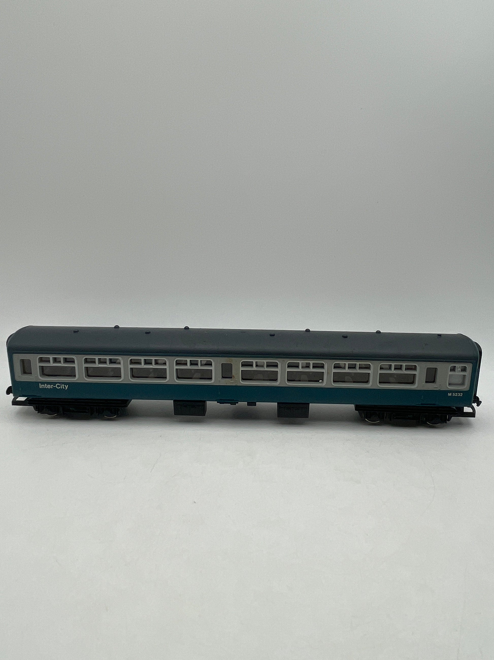 Hornby R751 Class 37 Diesel Locomotive OO Gauge British Rail Blue 37 130 8H22 FRENLY BRICKS - Open 7 Days