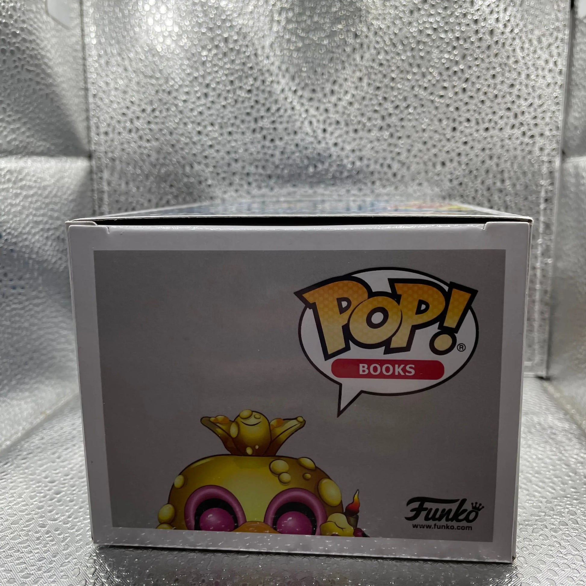 Funko Pop! Vinyl: Five Nights at Freddy's - Chica the Chicken (Twisted) #19 Rare FRENLY BRICKS - Open 7 Days