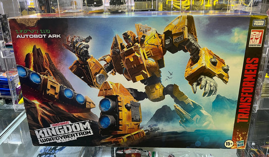 Hasbro Transformers Generations War for Cybertron: Kingdom Titan Ark - Box DMG FRENLY BRICKS - Open 7 Days
