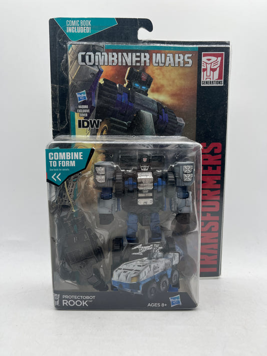 Protectobot Rook Transformers Generations Combiner Wars