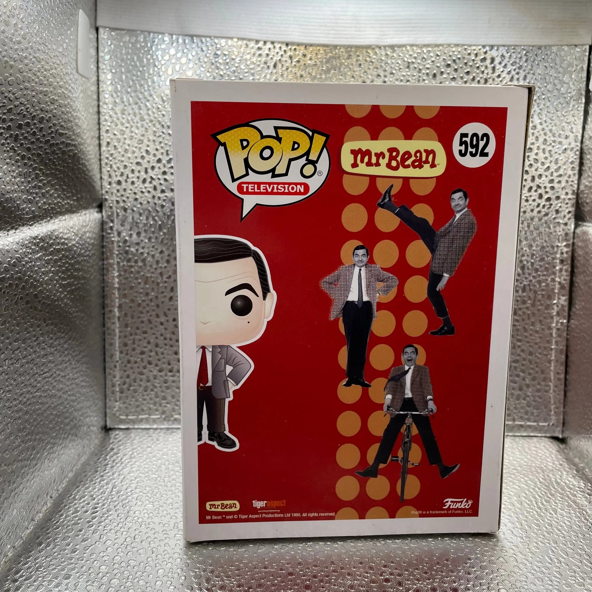 RARE CHASE Mr BEAN 592 Funko Pop Vinyl + Protector FRENLY BRICKS - Open 7 Days