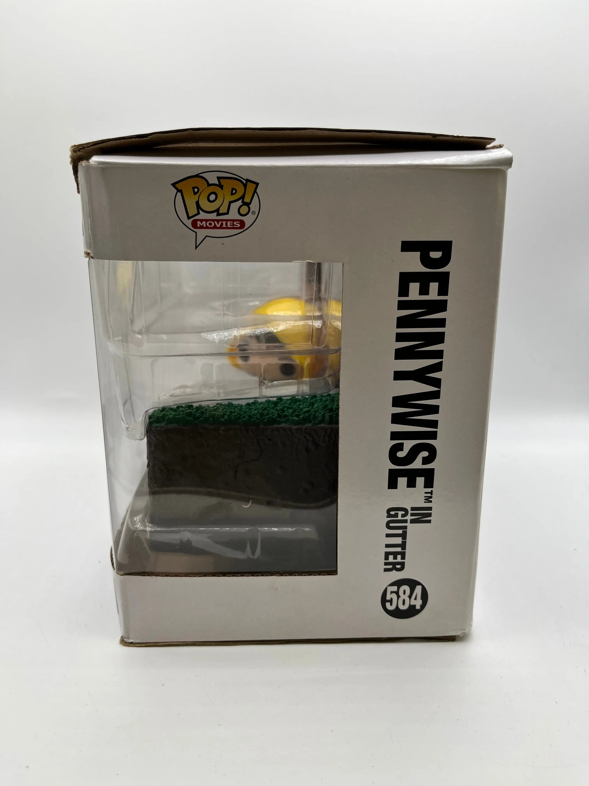 Funko POP! movies IT - Pennywise in Gutter #584 (Damaged Box) FRENLY BRICKS - Open 7 Days