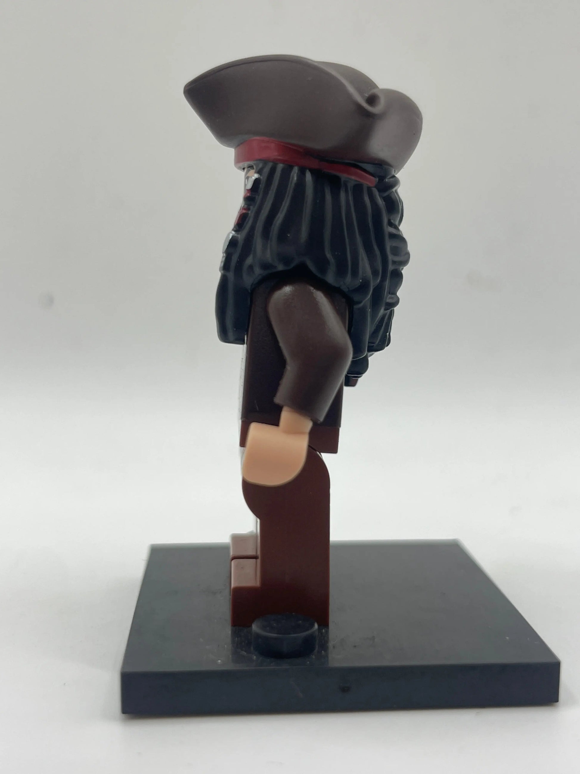 LEGO Minifigure Pirates of the Caribbean - poc011 Captain Jack Sparrow - (Complete, Genuine) FRENLY BRICKS - Open 7 Days