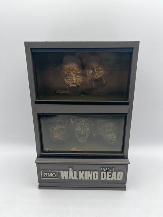 The Walking Dead Season 3 Limited Edition Blu Ray 5 Disc & Zombie Head Fish Tank FRENLY BRICKS - Open 7 Days