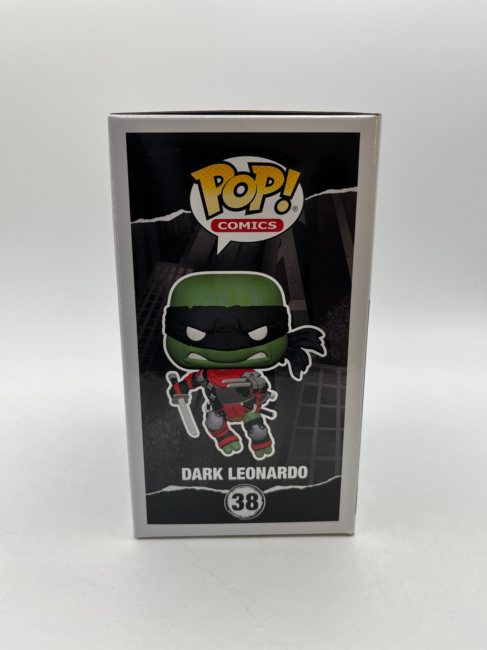 Funko POP! Comics Teenage Mutant Ninja Turtles - Dark Leonardo #38 - Special Edition FRENLY BRICKS - Open 7 Days
