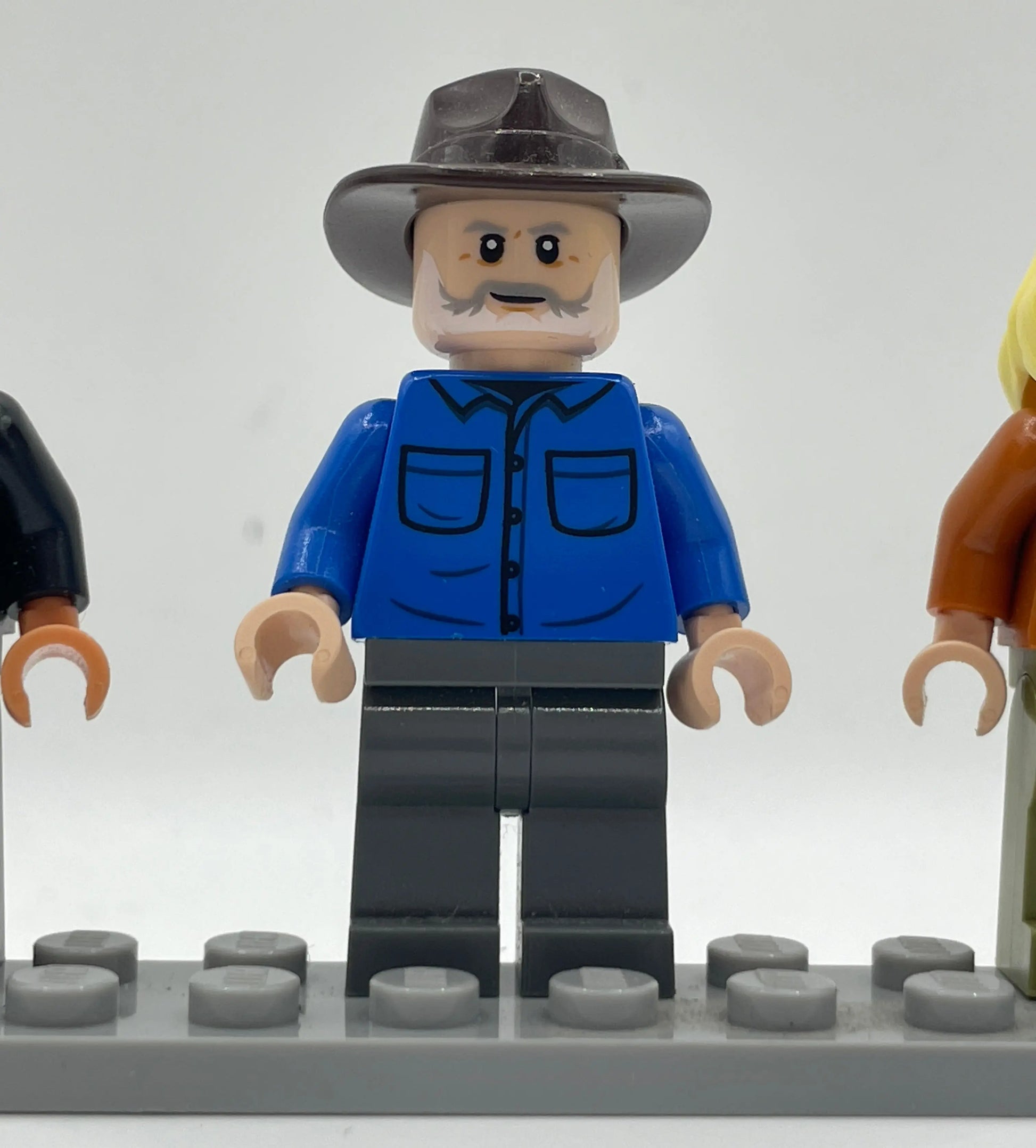 LEGO Jurassic Park Minifigures - Bundle 3x - (Genuine, complete) FRENLY BRICKS - Open 7 Days