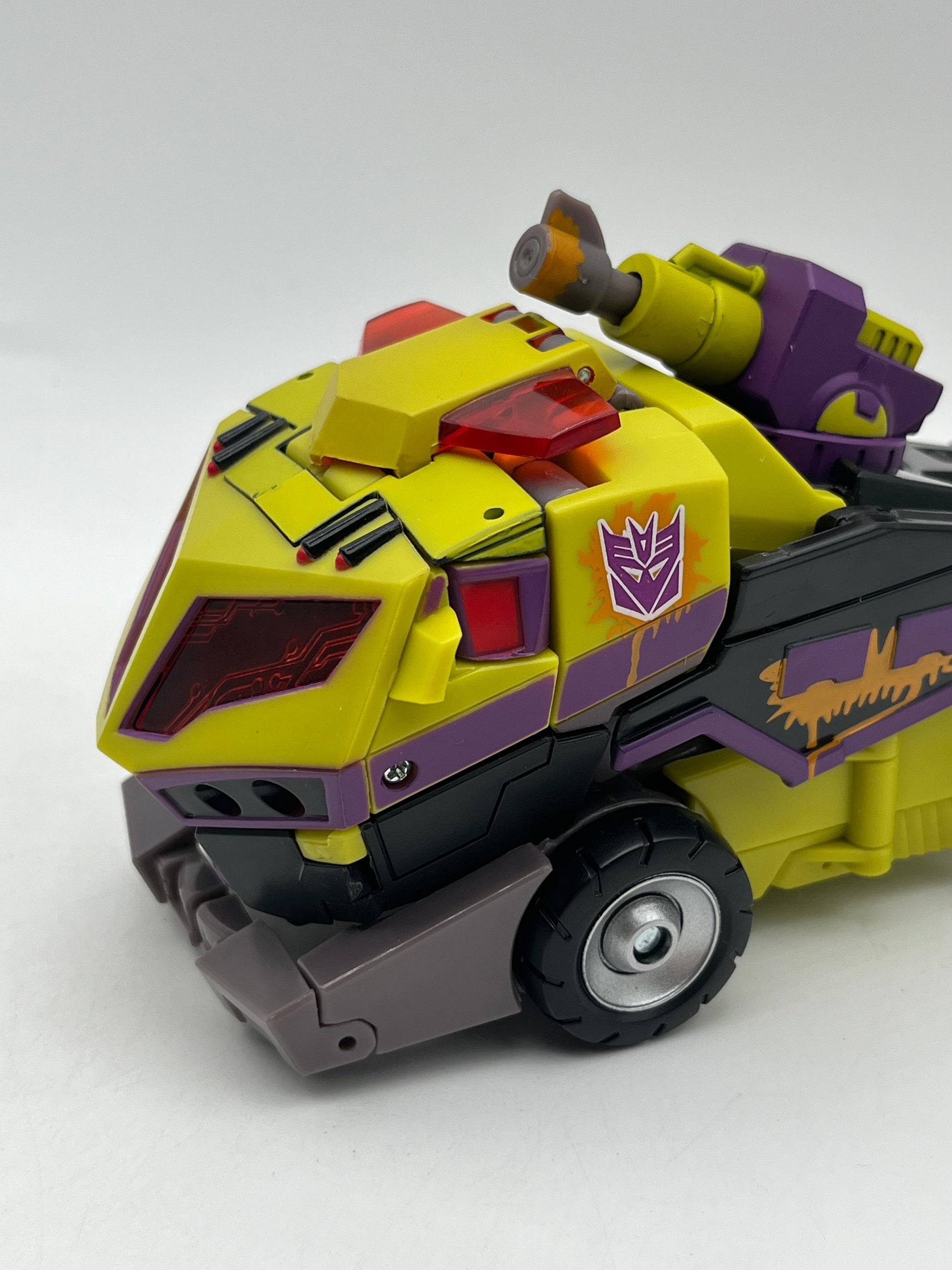 Transformers Toxitron BotCon 2011 Animated Series Loose Figure +combinedshipping FRENLY BRICKS - Open 7 Days