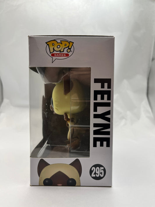 Funko POP! Games Monster Hunter Felyne #295 - Vinyl Collectable FRENLY BRICKS - Open 7 Days