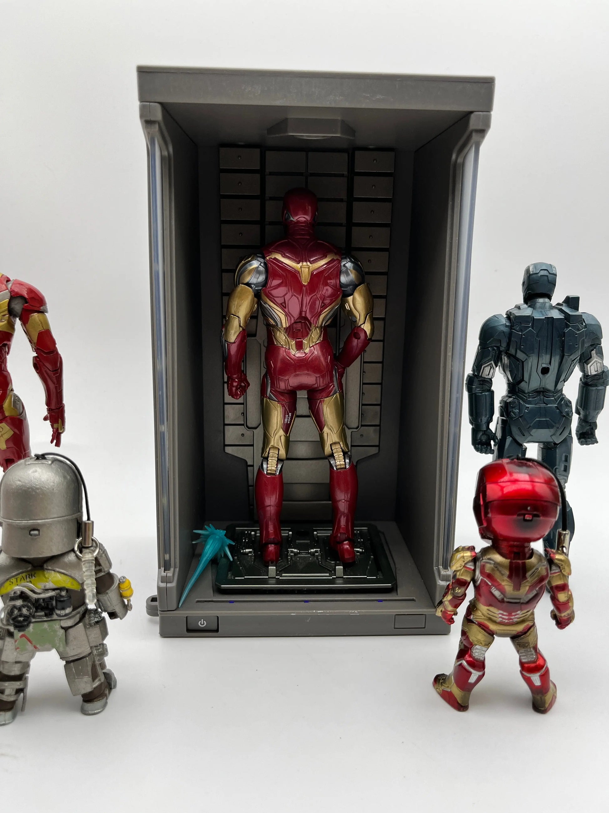 Marvel Legends Iron Man Action Figure Bundle FRENLY BRICKS - Open 7 Days
