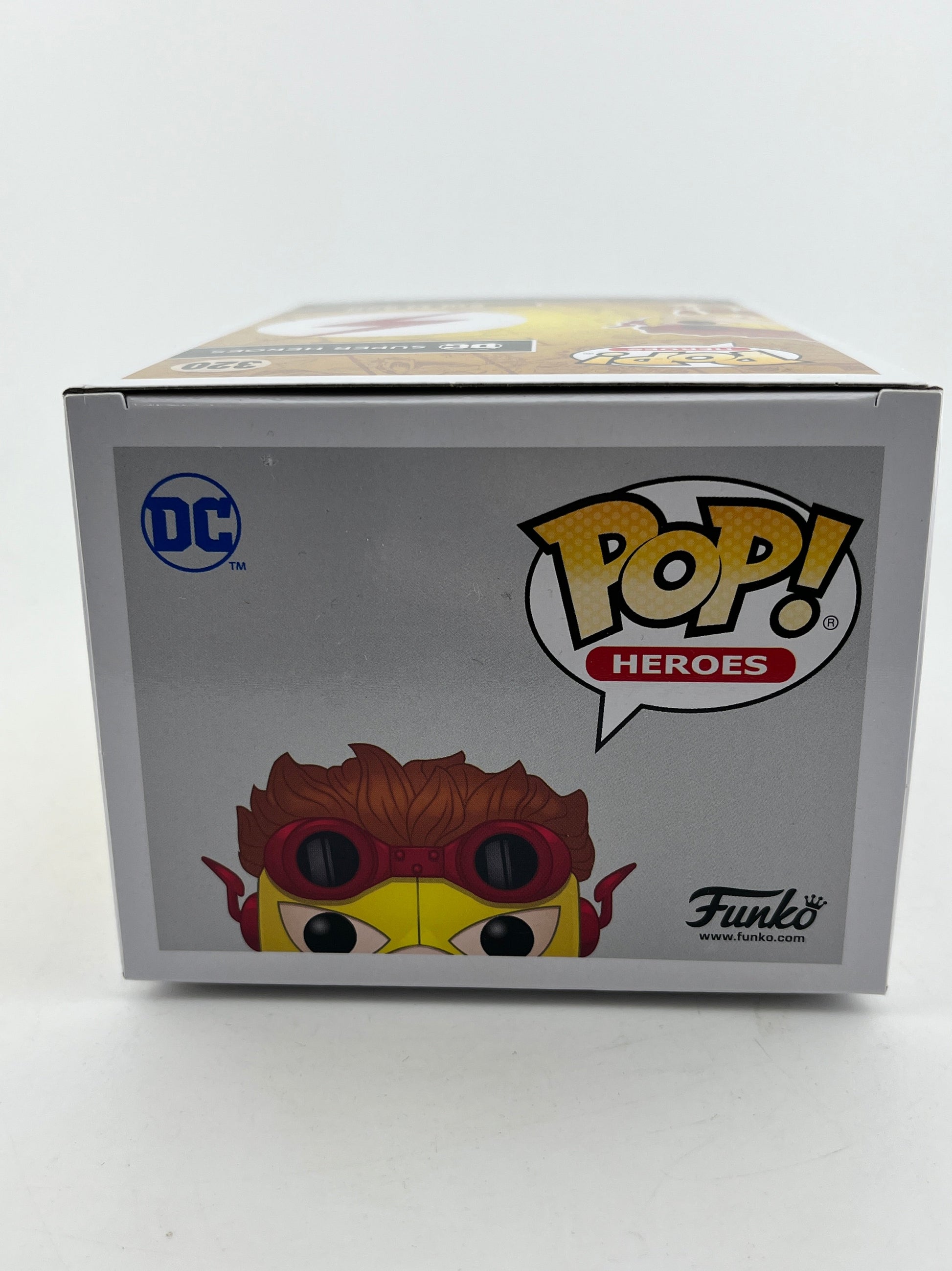 Funko POP! Heroes DC - Kid Flash #320 - Glow Chase - Special Edition FRENLY BRICKS - Open 7 Days