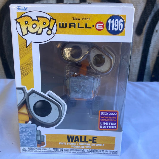 Funko POP! Wall-E #1196 EXCLUSIVE FRENLY BRICKS