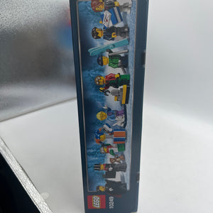 LEGO Winter Village Toy Shop (10249) – New, Boxed, Sealed FRENLY BRICKS - Open 7 Days