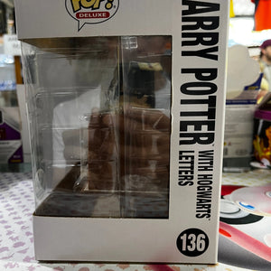 Funko Pop Vinyl Deluxe Harry Potter with Hogwarts letters #136 FRENLY BRICKS - Open 7 Days