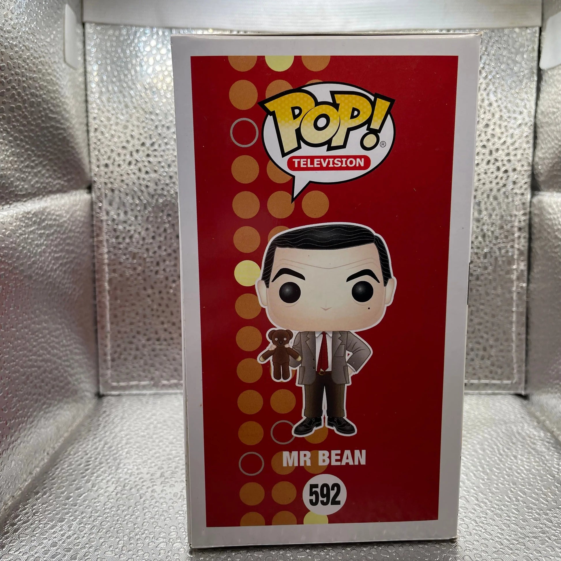 RARE CHASE Mr BEAN 592 Funko Pop Vinyl + Protector FRENLY BRICKS - Open 7 Days