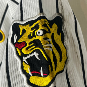 Nippon Baseball Hanshin Tigers “Hiyama #24” White Jersey Large
