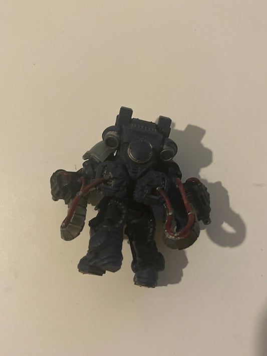 Space Marine Primaris Aggressors Crimson Fist (90% Painted, No Base) #1 FRENLY BRICKS - Open 7 Days