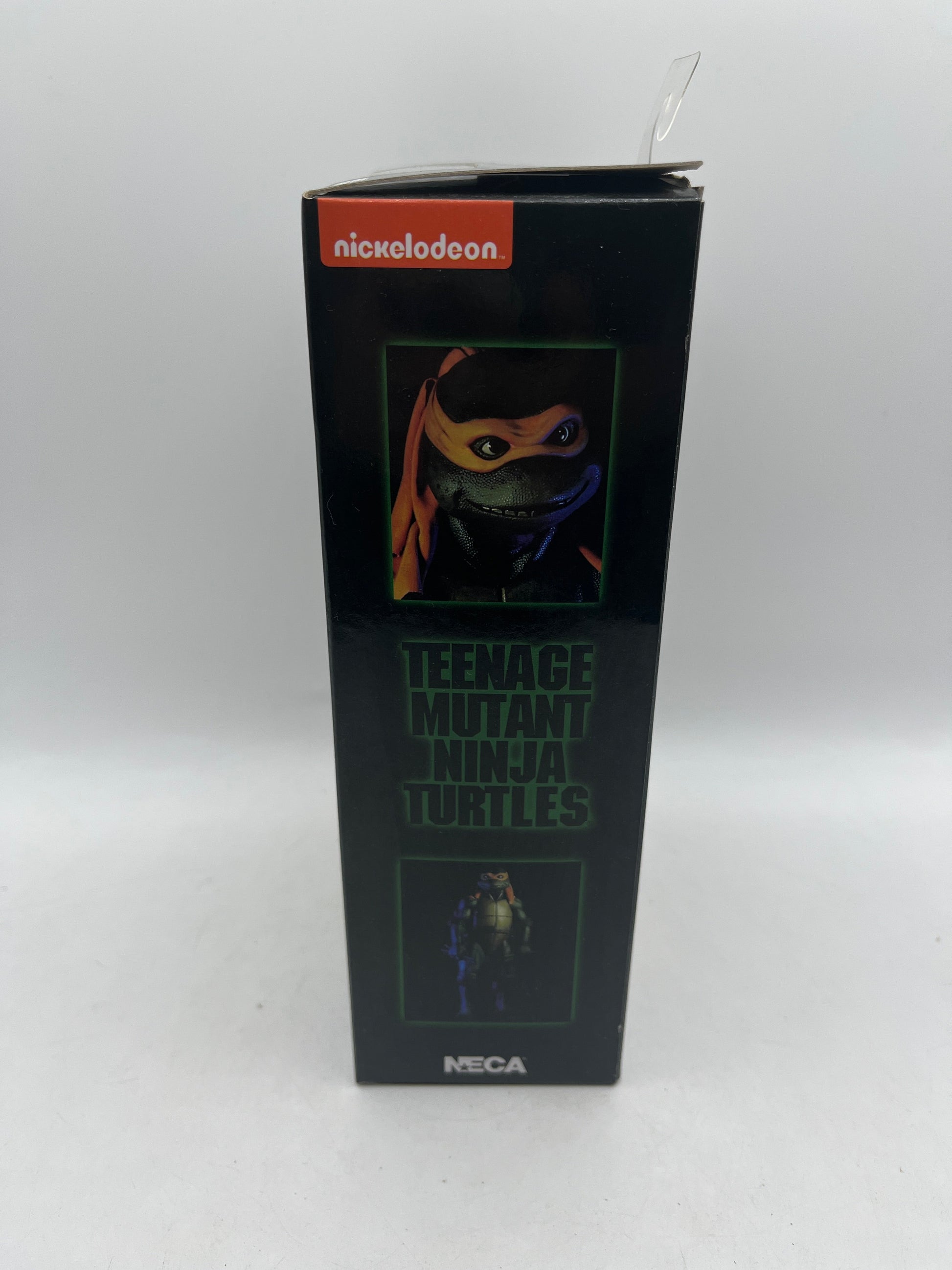Authentic NECA Teenage Mutant Ninja Turtles (1990) Michelangelo Action Figure FRENLY BRICKS - Open 7 Days