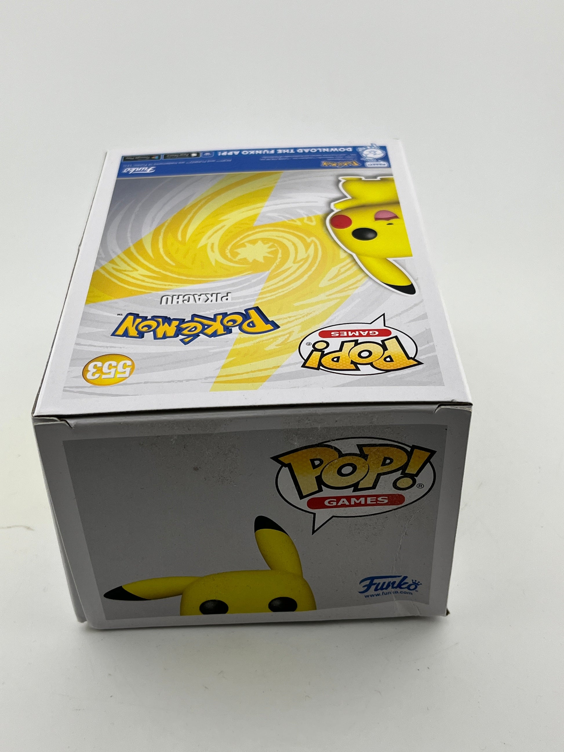 Funko POP! Games Pokémon - Pickachu #553 - Flocked Special Edition *Damaged Box See Photo* FRENLY BRICKS - Open 7 Days