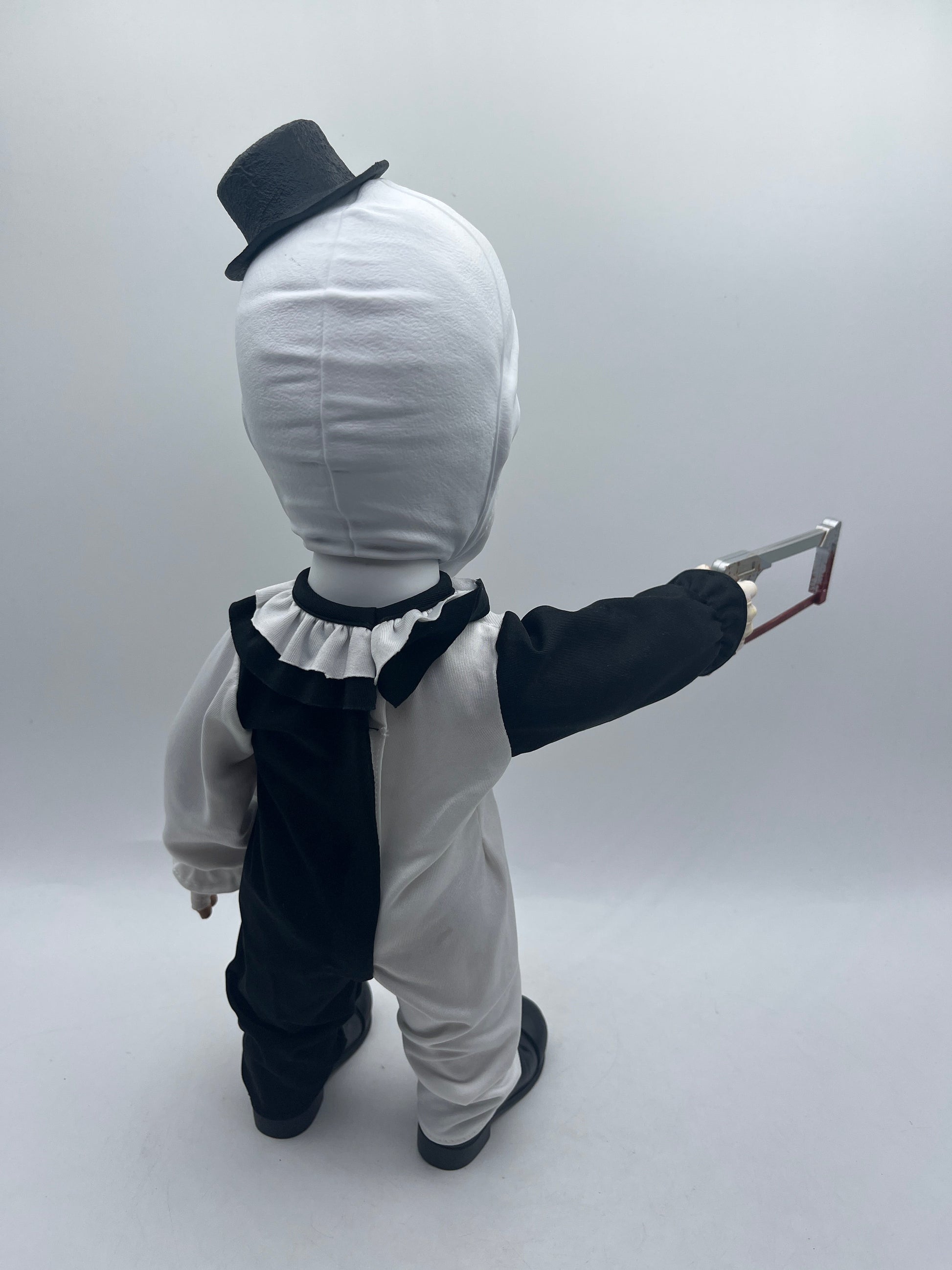 Terrifier - Art the Clown 15" Mega Scale Action Figure FRENLY BRICKS - Open 7 Days