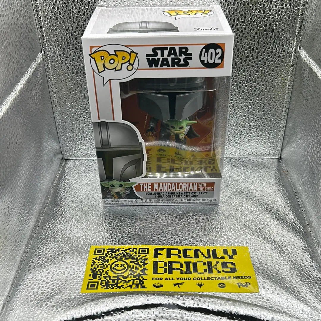 Pop Vinyl Star Wars 402 The Mandalorian With The Child FRENLY BRICKS - Open 7 Days