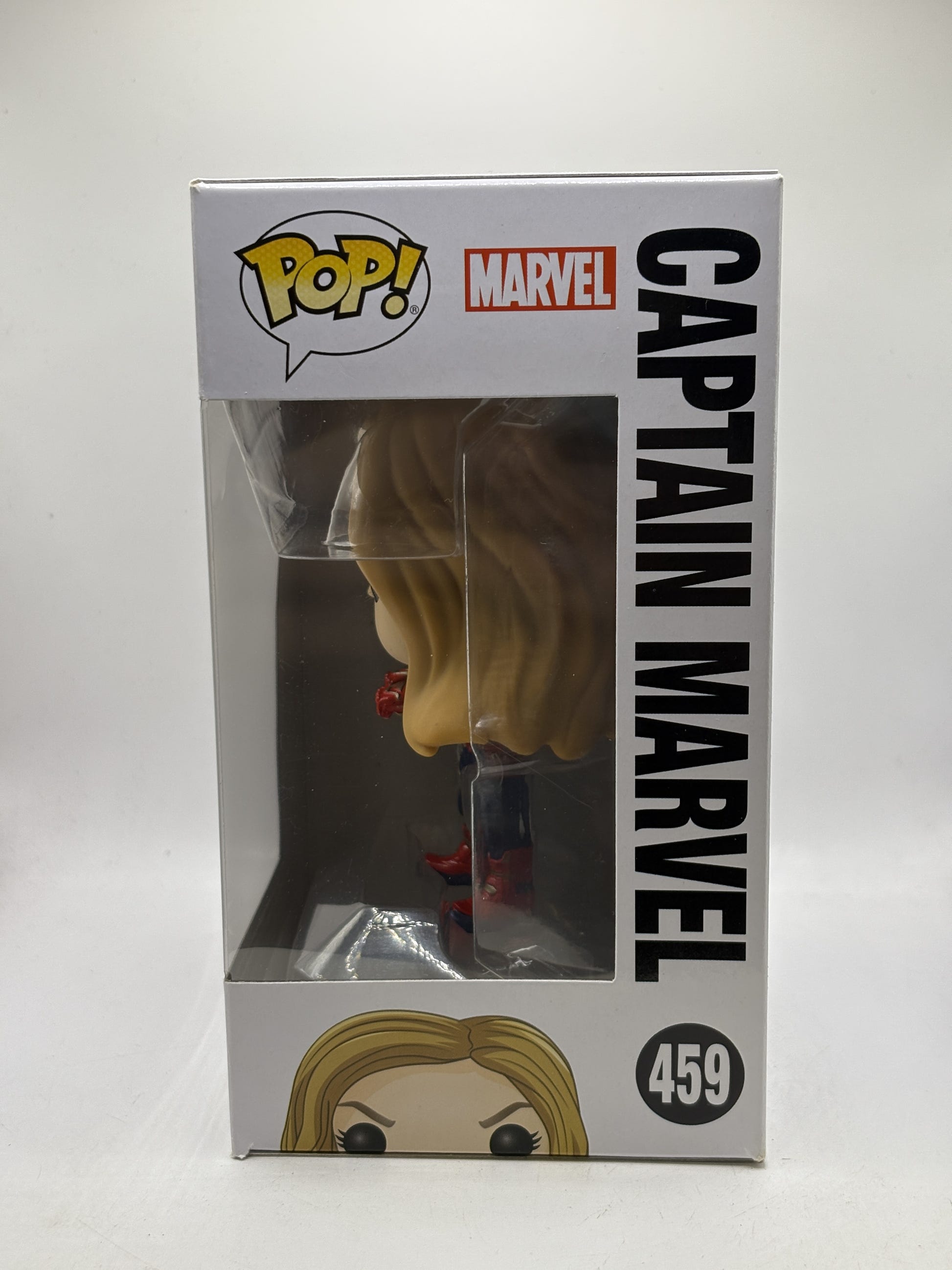Funko POP! Marvel Avengers Endgame #459 Captain Marvel Bobble-Head — right image 2