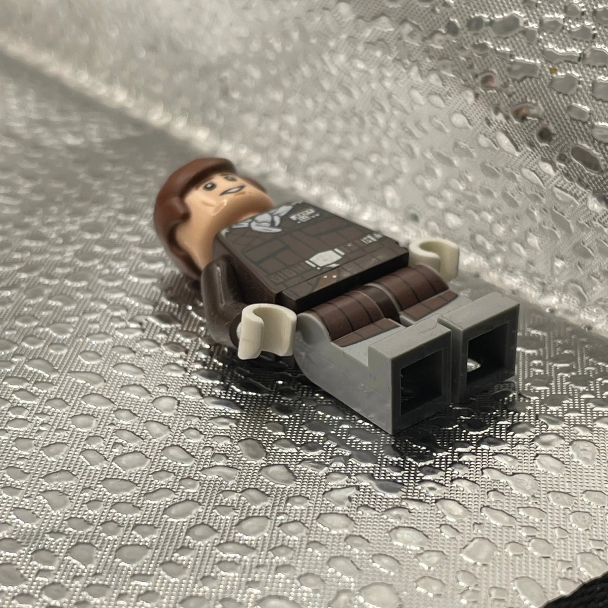 Lego Han Solo 75098 Episode 4/5/6  Star Wars Minifigure No Blaster Gun FRENLY BRICKS - Open 7 Days