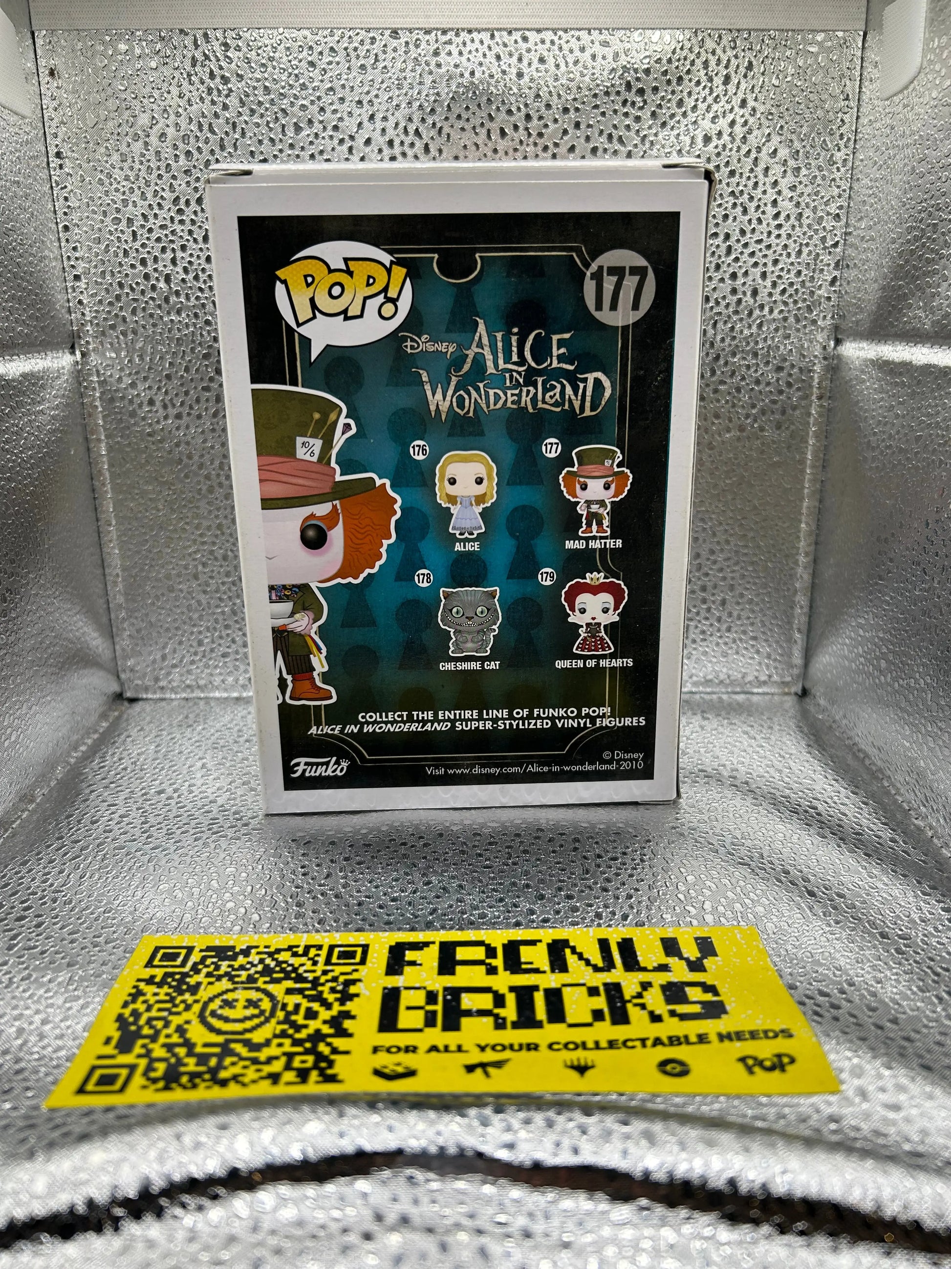 Pop Vinyl #177 Alice In Wonderland Mad Hatter FRENLY BRICKS - Open 7 Days