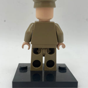 LEGO Minifigure Indiana Jones - iaj018 Colonel Dovchenko (Complete, Genuine) Read Description FRENLY BRICKS - Open 7 Days