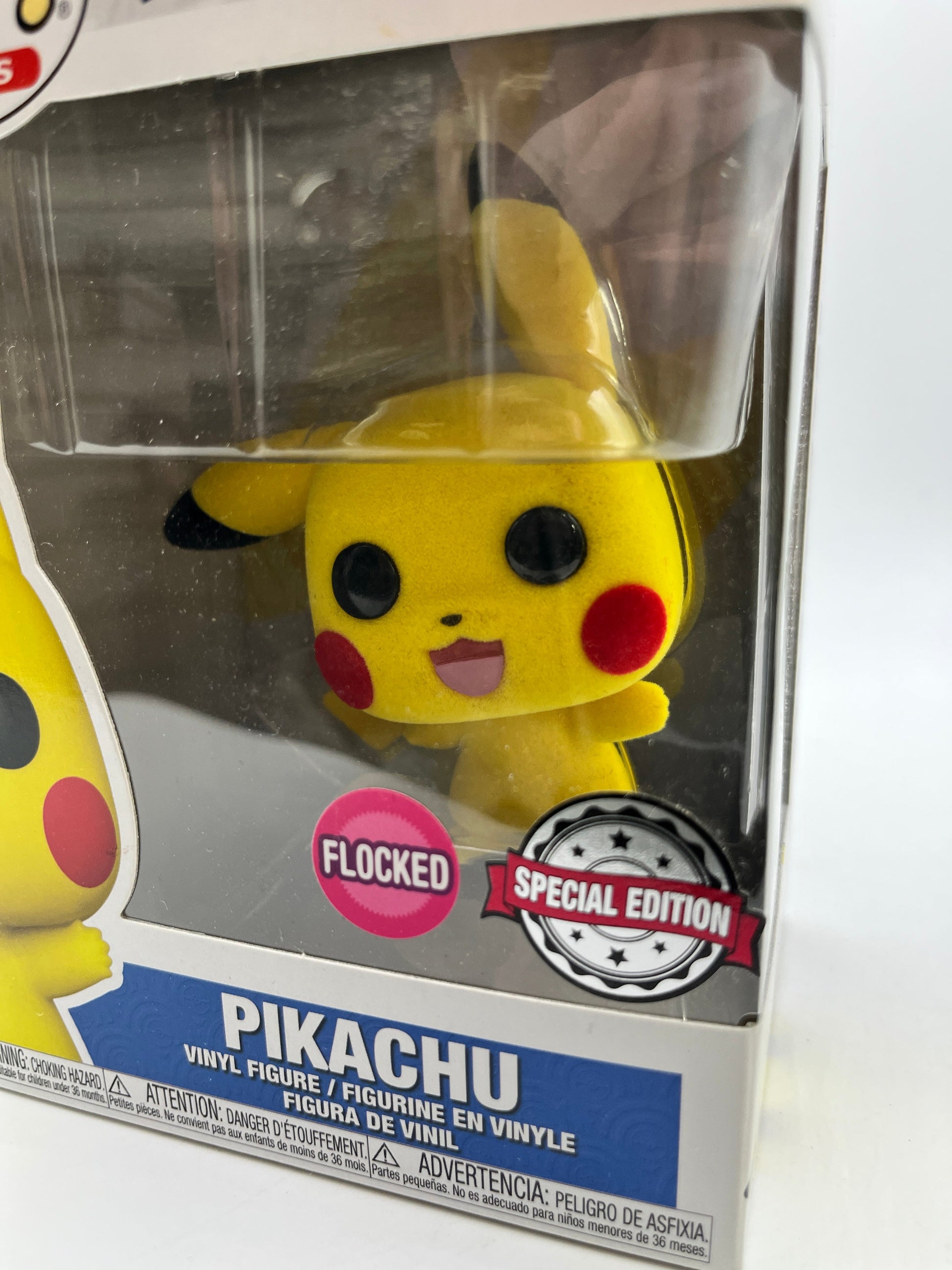 Funko POP! Games Pokémon Pikachu #553 - Flocked - Special Edition FRENLY BRICKS - Open 7 Days