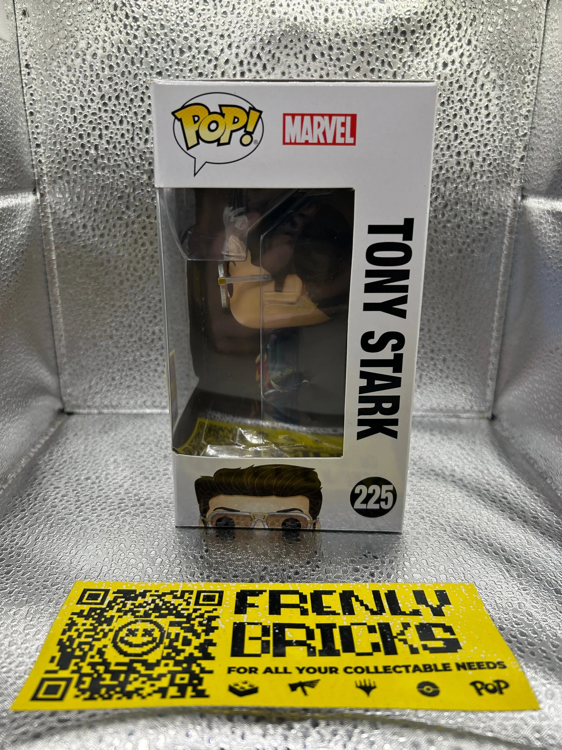 Pop Vinyl Marvel #225 Tony Stark FRENLY BRICKS - Open 7 Days