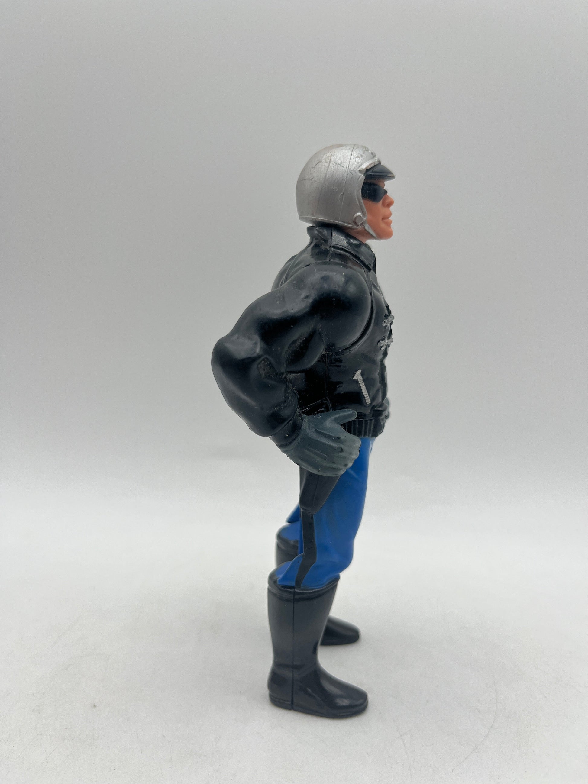 Vintage Terminator 2 Action Figure Blaster T-1000 1992 Kenner Cop Policeman FRENLY BRICKS - Open 7 Days