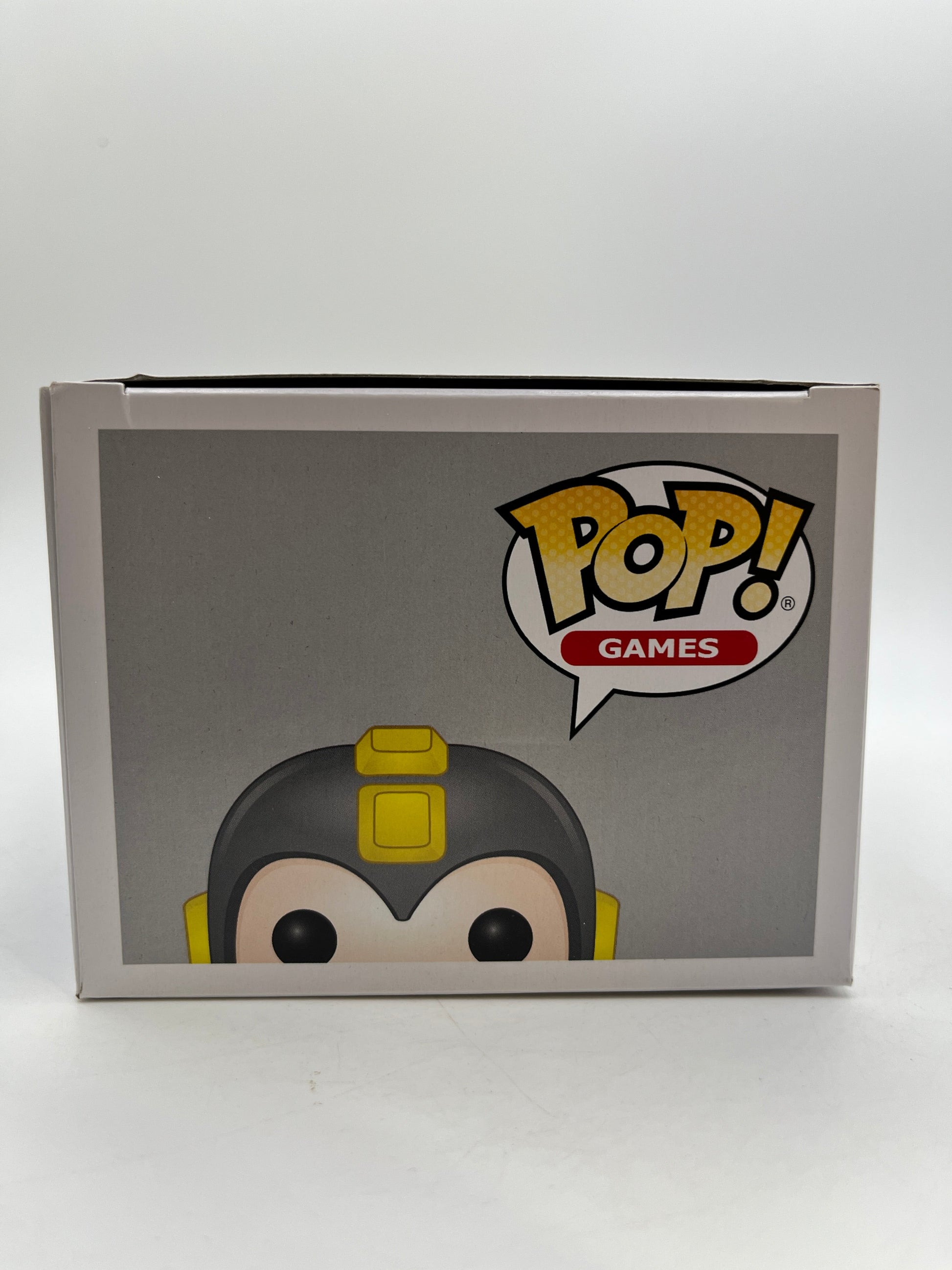 Funko POP! Games Megaman - #102 Mega Man - Thunder Beam - Comic Con Limited Edition FRENLY BRICKS - Open 7 Days