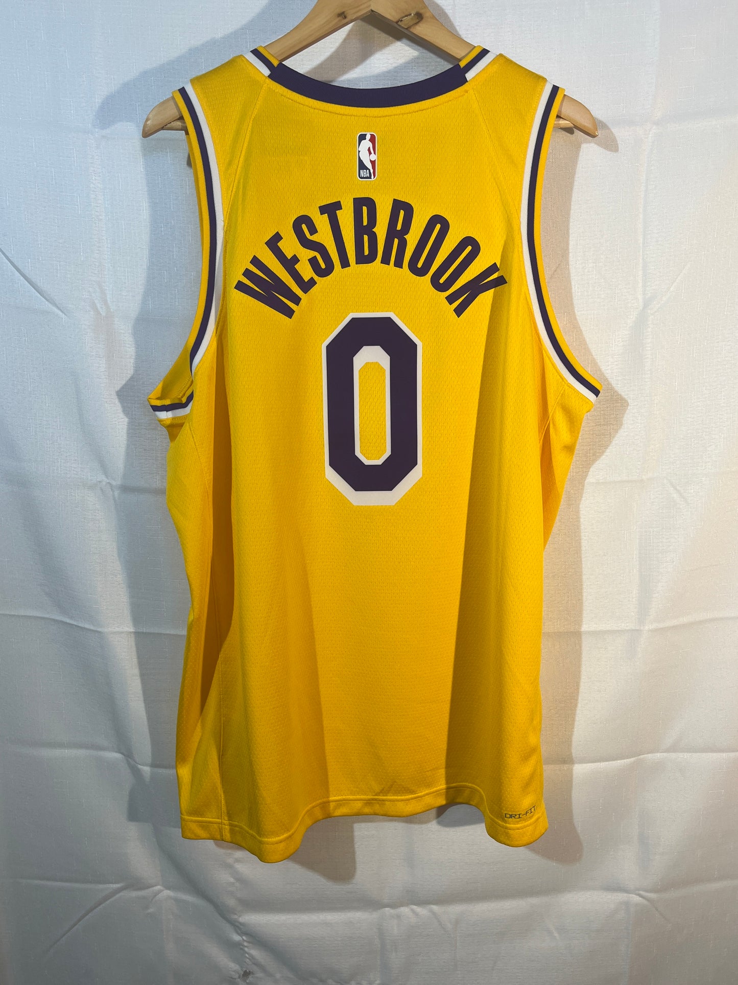 Russel Westbrook Jersey Mens XL 52 Los Angeles LA Lakers 00 Swingman CW3669-741