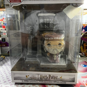 Funko Pop Vinyl Deluxe Harry Potter Albus Dumbledore With Hog’s Head Inn #154 FRENLY BRICKS - Open 7 Days
