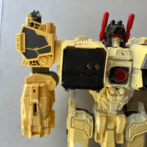 Takara Tomy Transformers Generations TG-23 Metroplex 23 inch Action Figure FRENLY BRICKS - Open 7 Days