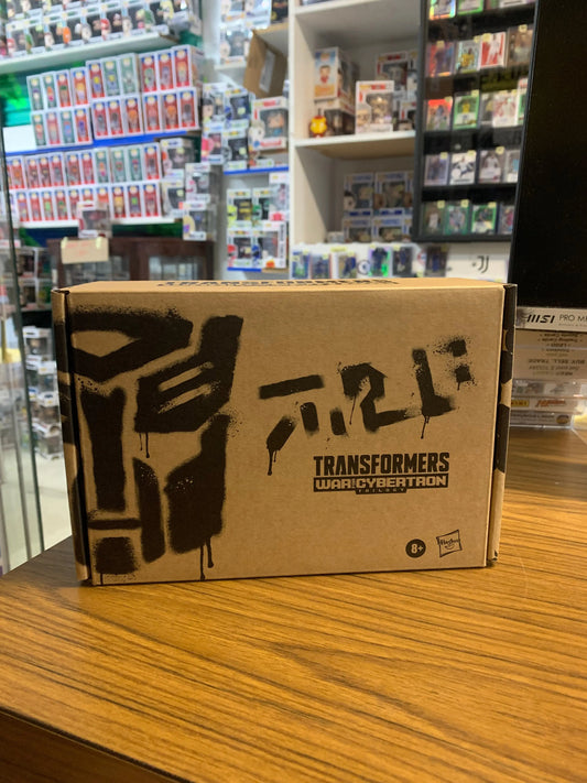 Transformers Selects WFC-GS26 Artfire and Nightstick Voyager Class Sealed FRENLY BRICKS - Open 7 Days