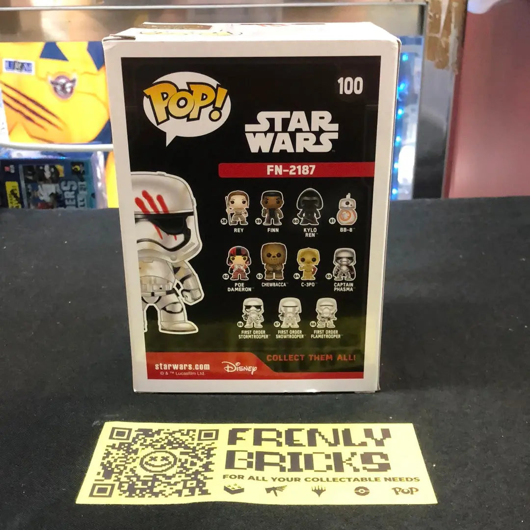 Star Wars- FN-2187  Funko Pop Vinyl #100 The Force Awakens FRENLY BRICKS - Open 7 Days