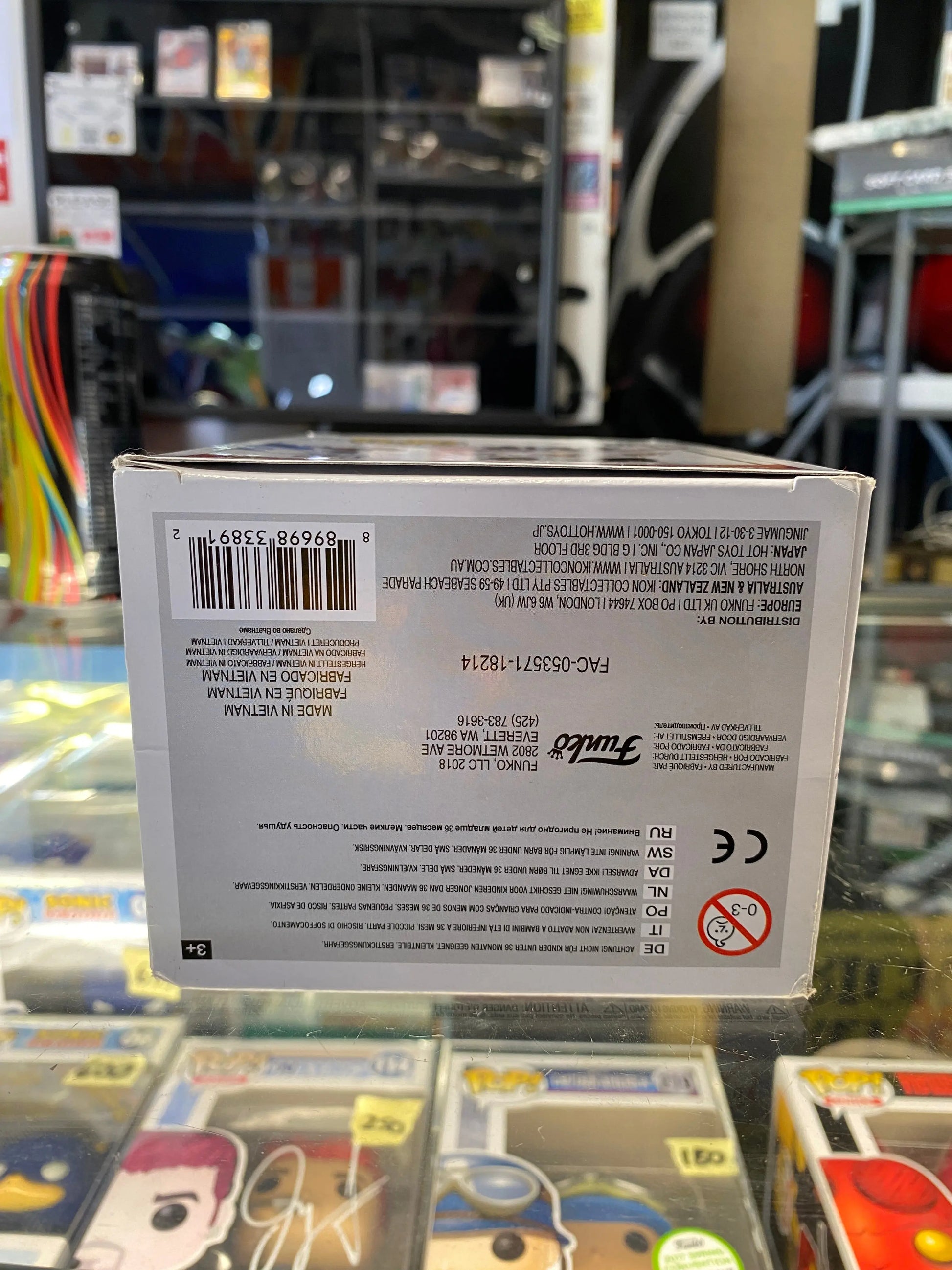 Funko POP! Star Wars #275 R2D2 FRENLY BRICKS - Open 7 Days