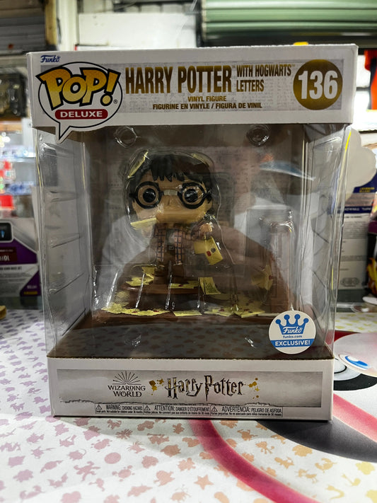 Funko Pop Vinyl Deluxe Harry Potter with Hogwarts letters #136 FRENLY BRICKS - Open 7 Days