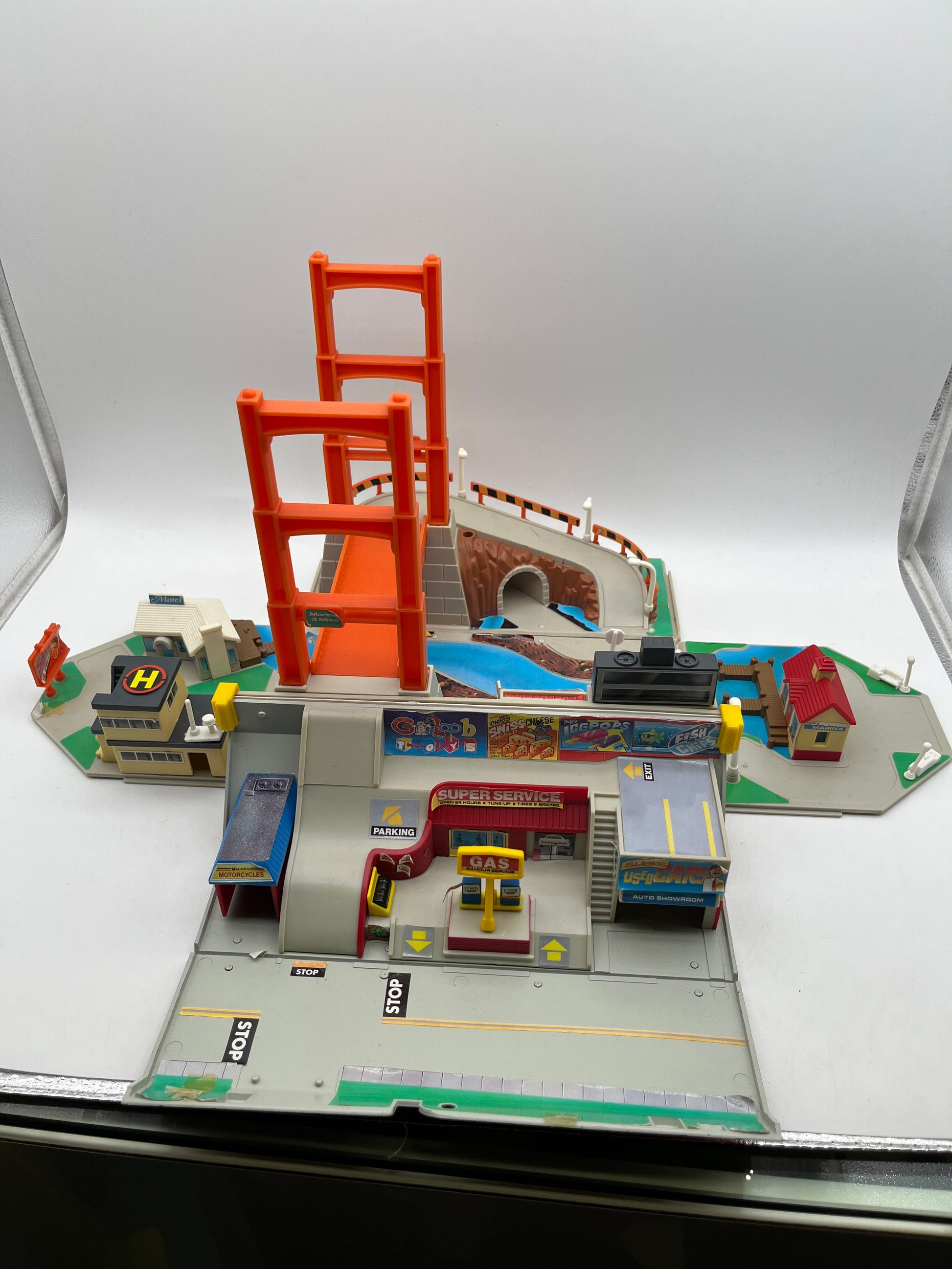 Micro Machines Galoob Super City Playset 1989 FRENLY BRICKS - Open 7 Days