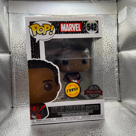 Funko Pop! Miles Morales (Gamer) 542 Chase Edition Exclusive + Protector FRENLY BRICKS - Open 7 Days