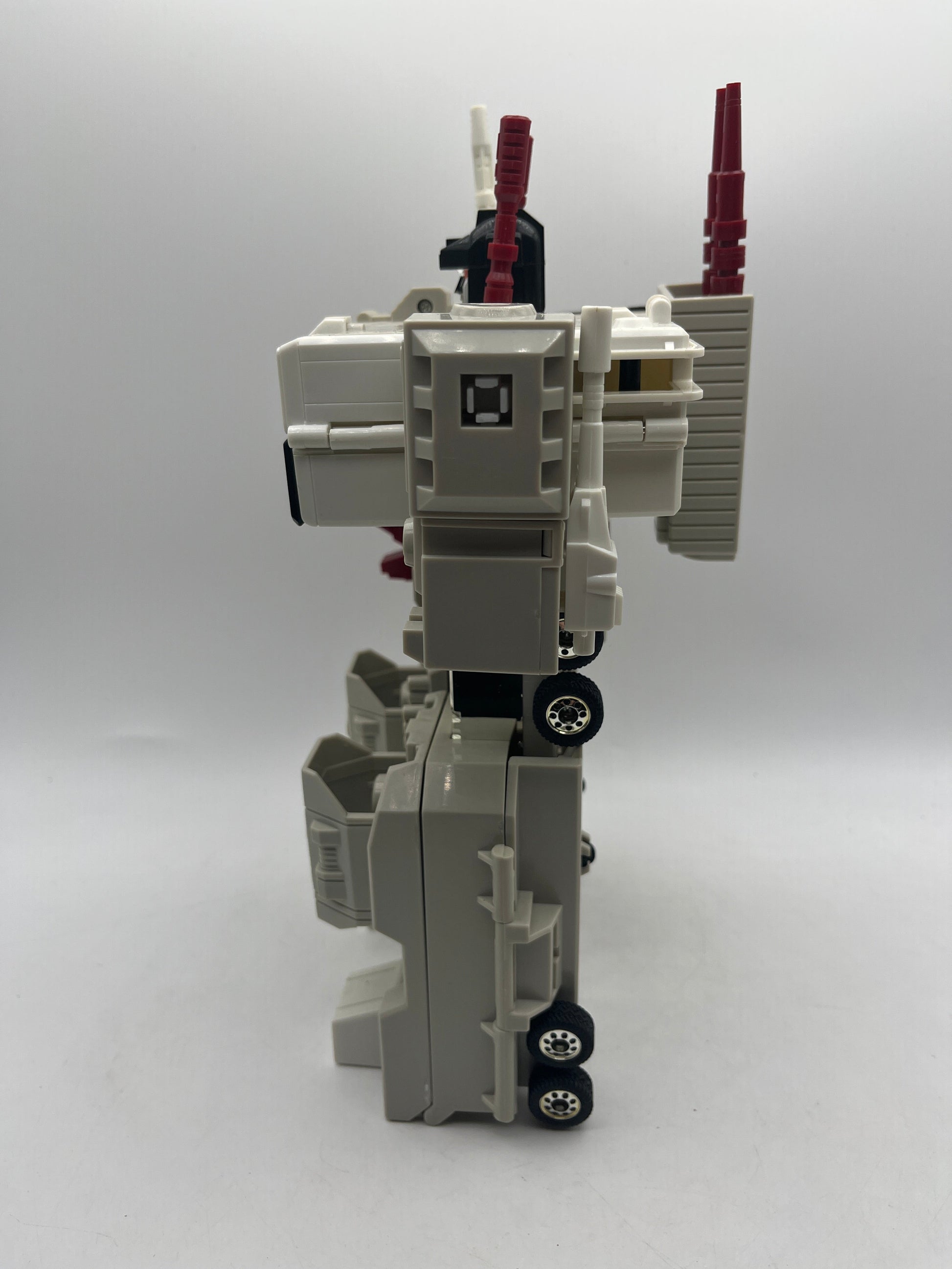 TOMY Metroplex Bases Encore G1 Reissue Transformers Incomplete +combinedshipping FRENLY BRICKS - Open 7 Days
