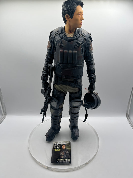 The Walking Dead Gentle Giant Glenn Rhee in Riot Gear 1:4 scale statue LE 29/260 FRENLY BRICKS - Open 7 Days