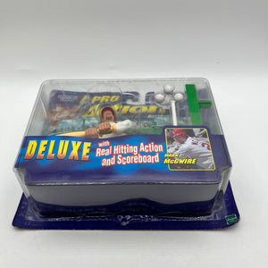 1998 Starting Lineup Pro Action Baseball Mark Mcgwire Deluxe Hitting Action - Hasbro FRENLY BRICKS - Open 7 Days