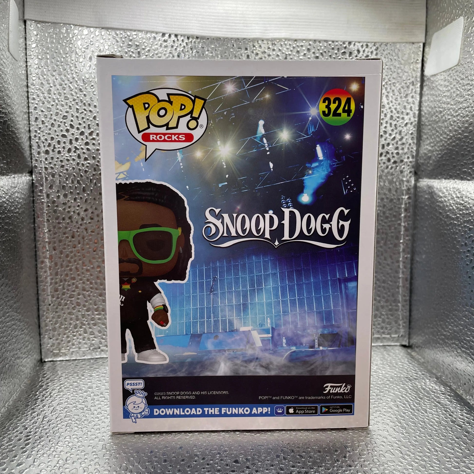 Snoop Dogg - Snoop Dogg in Tracksuit Pop! Vinyl Figure #324 FRENLY BRICKS - Open 7 Days