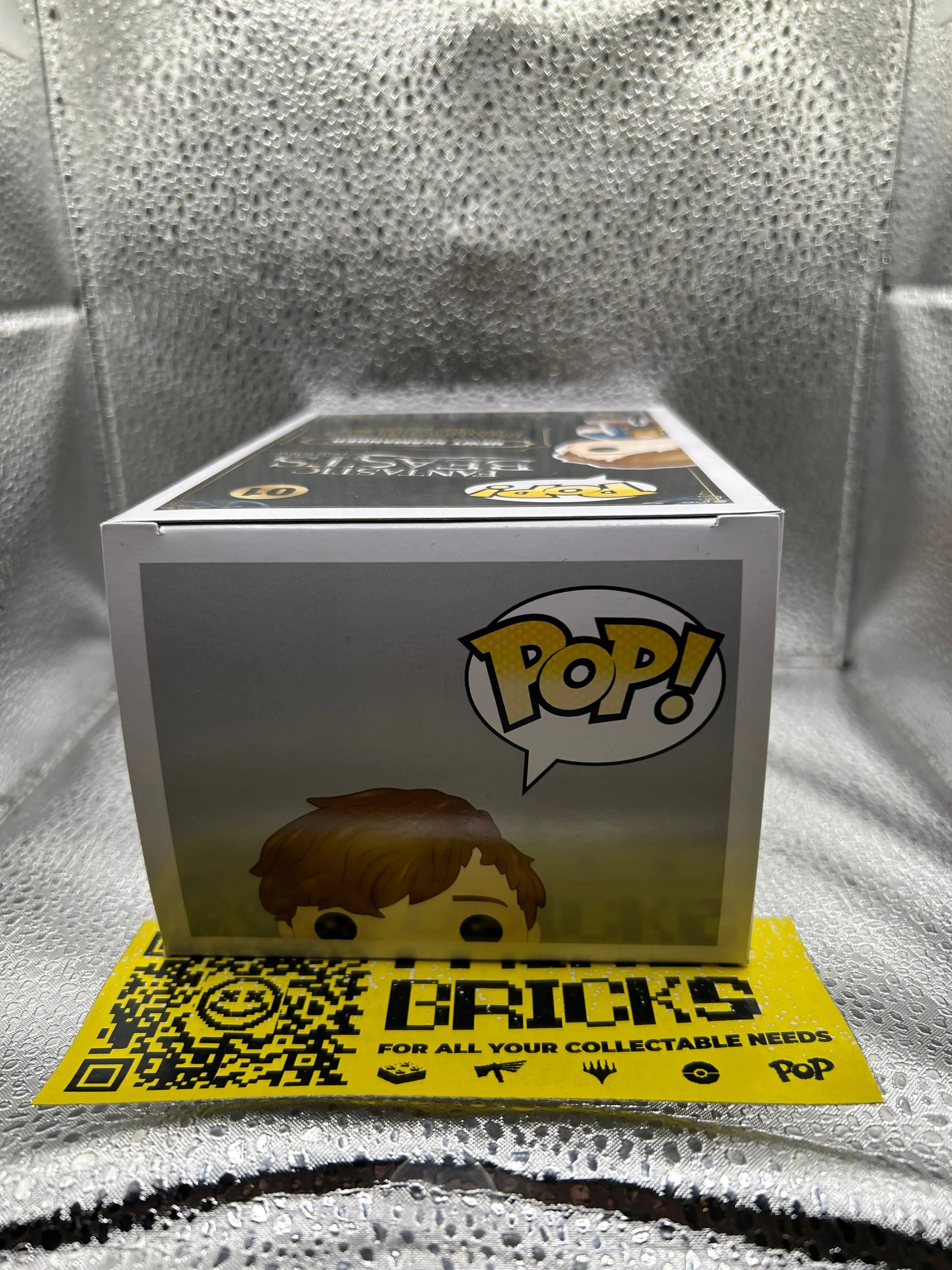 Pop Vinyl 01 Fantastic Beasts Newt Scamander FRENLY BRICKS - Open 7 Days