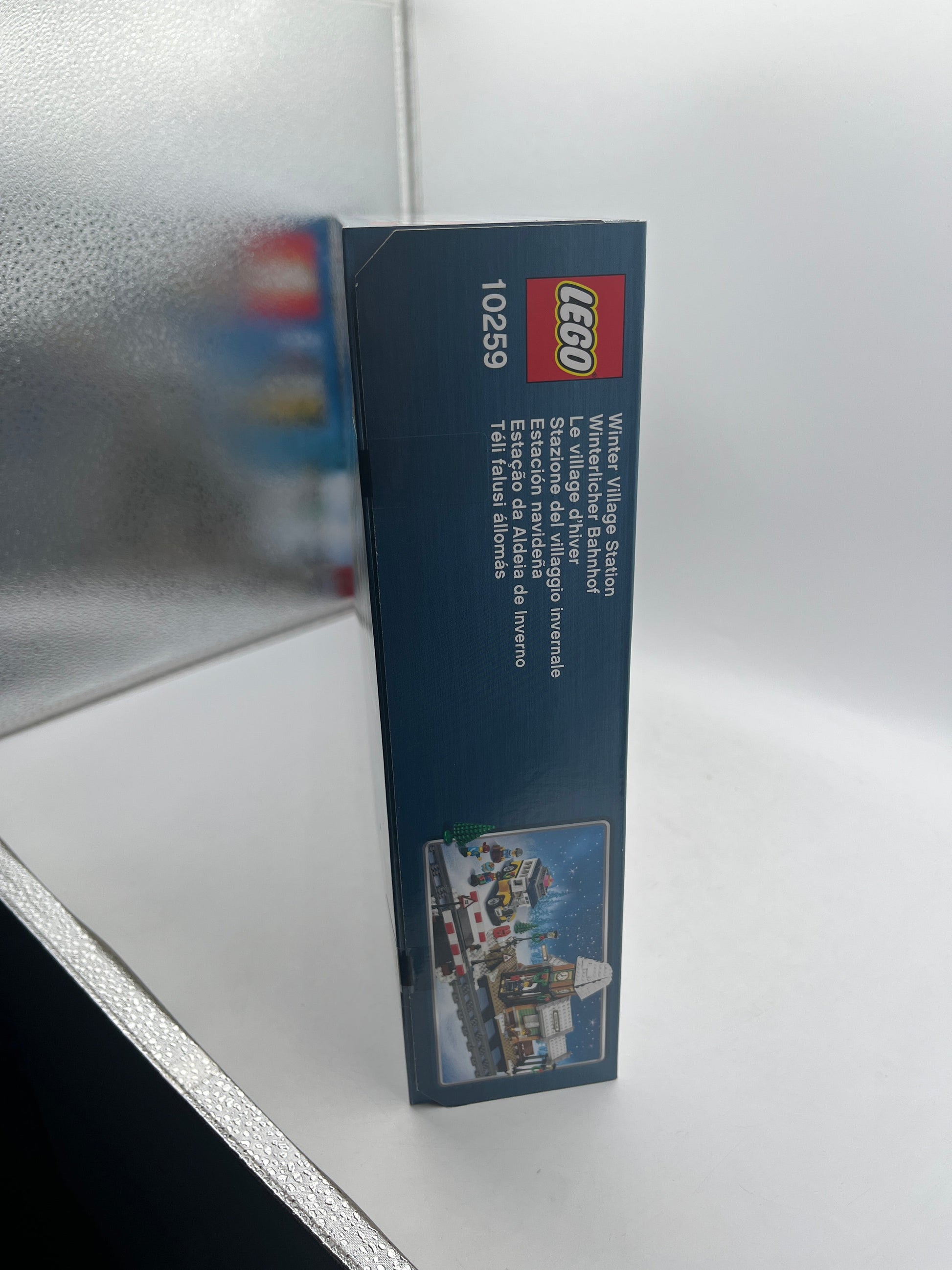 Lego 10259 Winter Village Station Creator Expert, Retired,  NEW FRENLY BRICKS - Open 7 Days