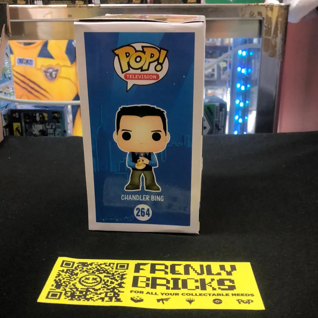 Funko Pop Vinyl Friends #264 Chandler Bing Vaulted Minor box damage With Protector FRENLY BRICKS - Open 7 Days