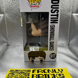 Pop Vinyl Stranger Things #617 Dustin (Snowball Dance) FRENLY BRICKS - Open 7 Days