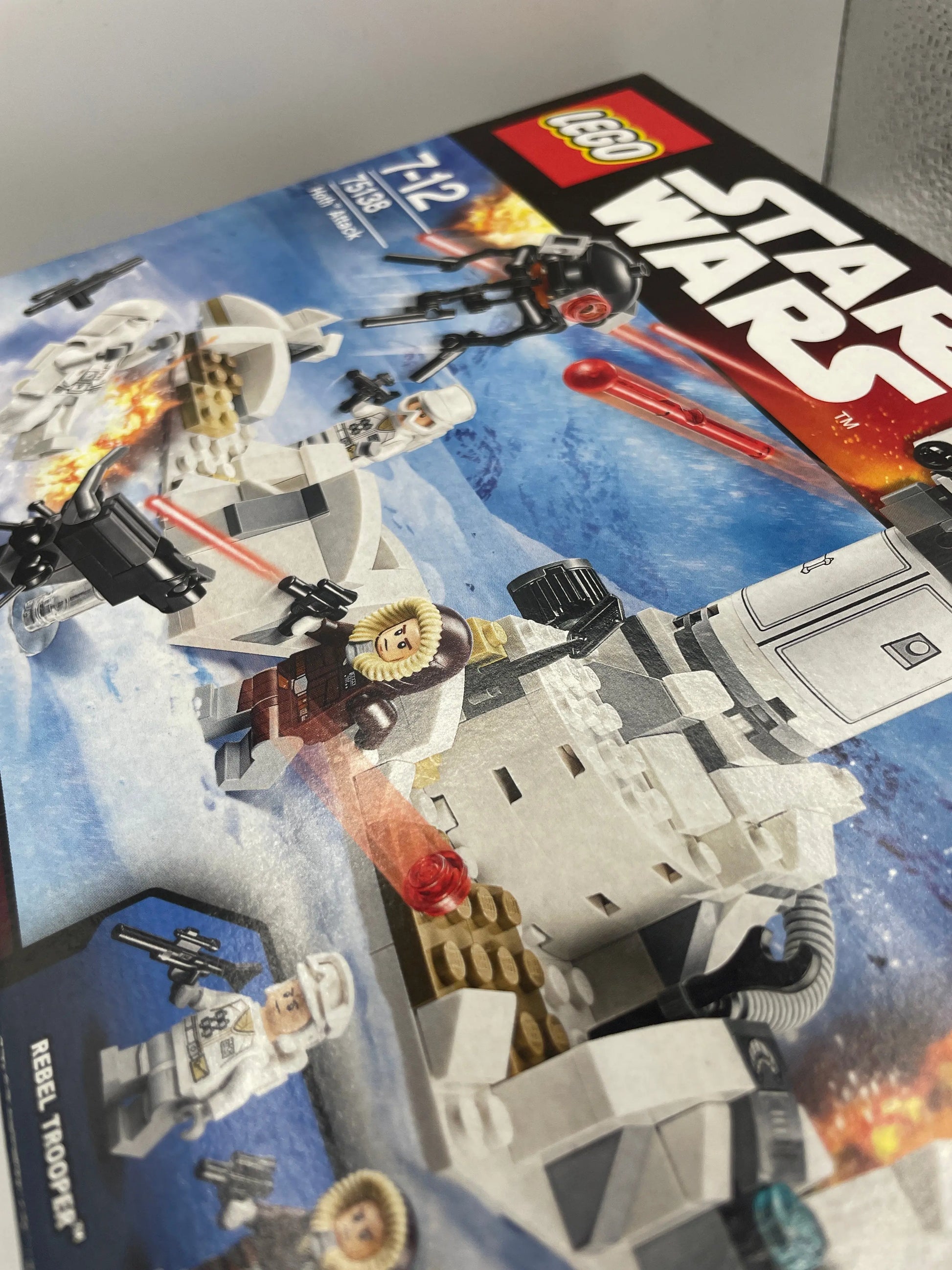 LEGO Star Wars - 75138 Hoth attack, Used 95% Complete, No Imperial Snowtrooper FRENLY BRICKS - Open 7 Days